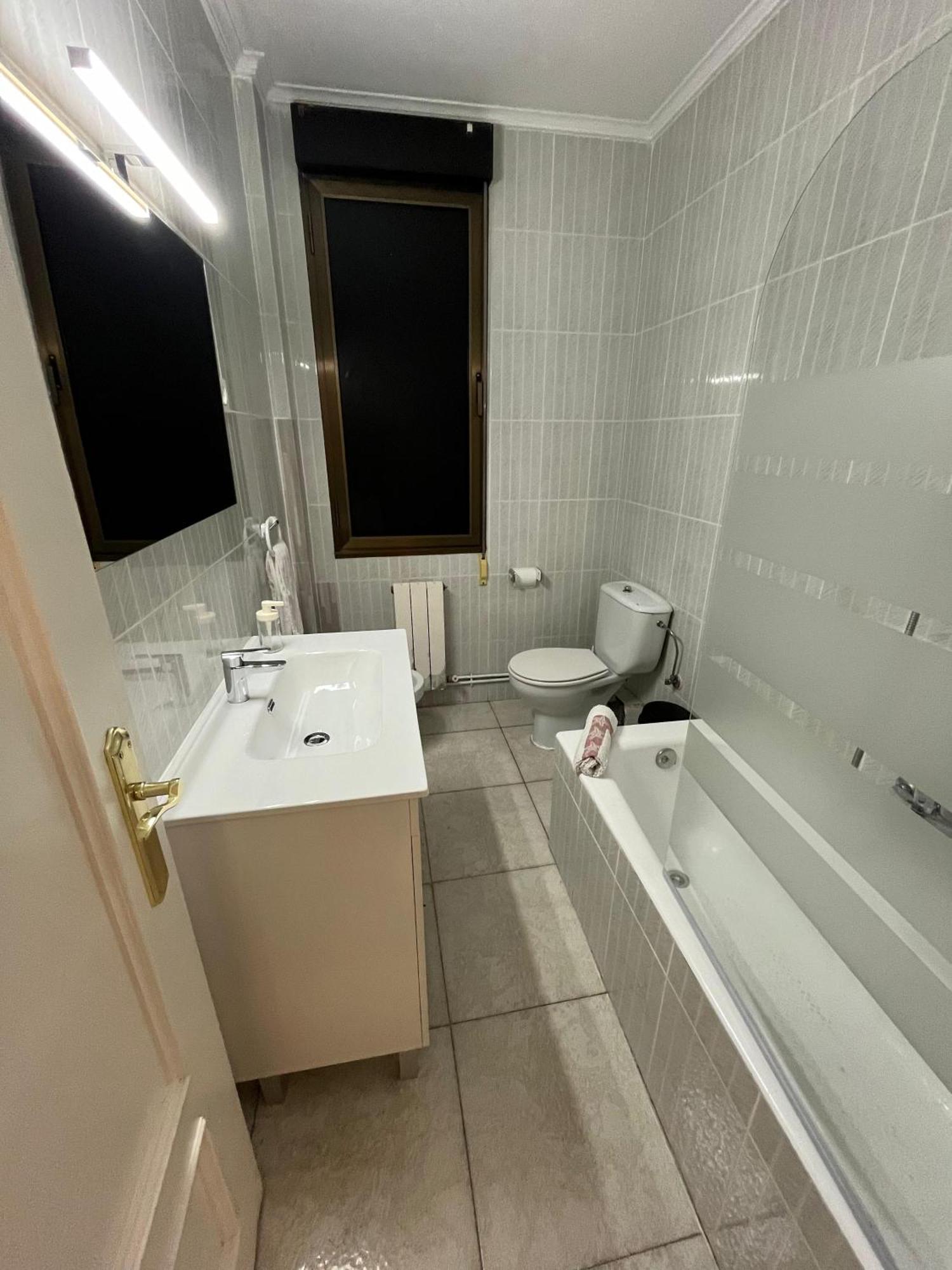 Bilbao Centrico 2H Trauko2 Apartment Luaran gambar
